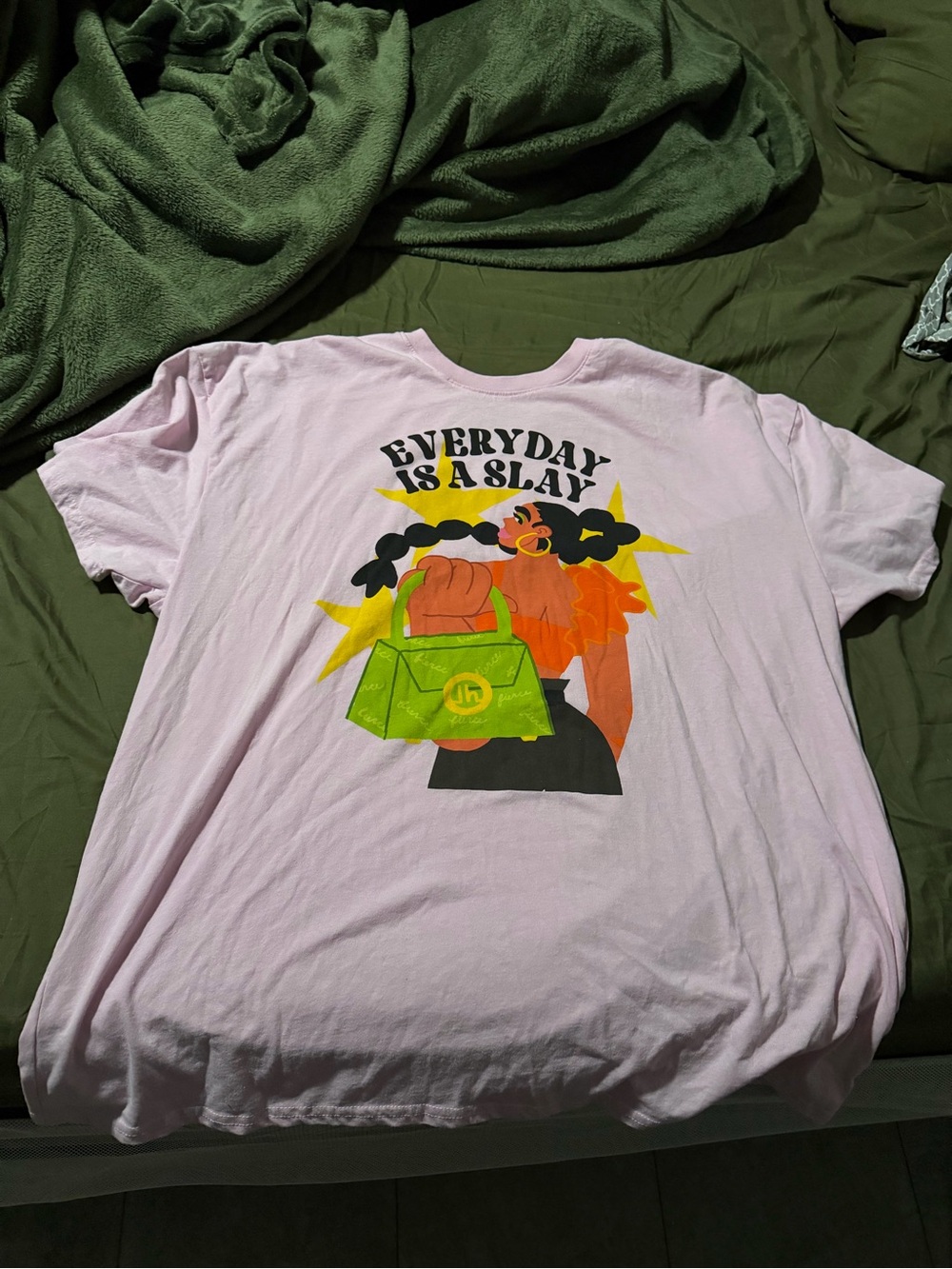 Everyday Is A Slay Graphic Tee - Light Pink